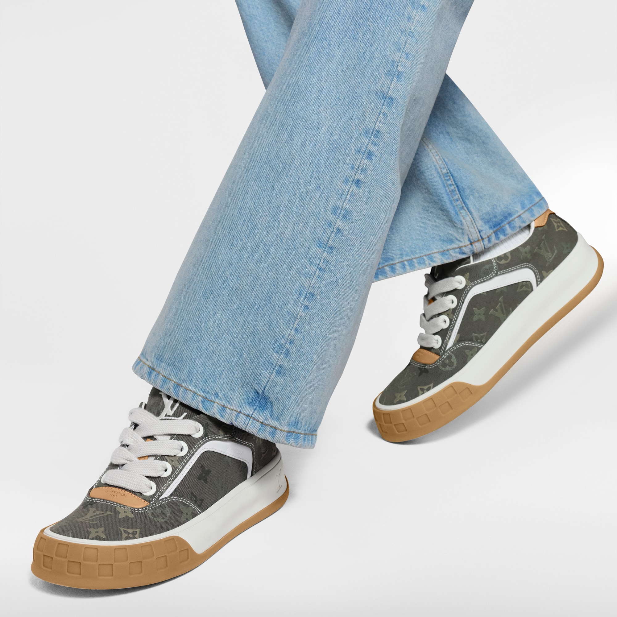 LV Tilted Sneaker - gifts - Valentine's Day Gifts for Him | LOUIS
